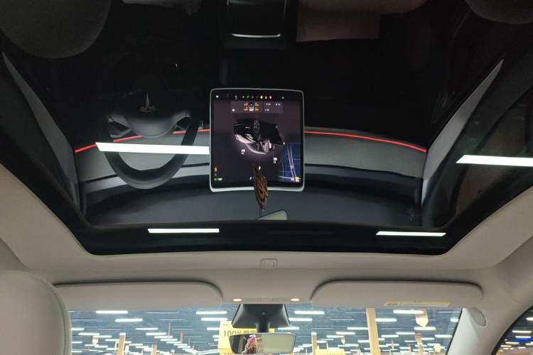 Used Tesla Model Y 2023 Rear-Wheel-Drive Version