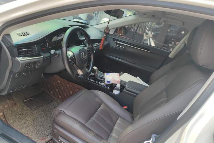 Used Lexus ES 2017 200 30th Anniversary Edition