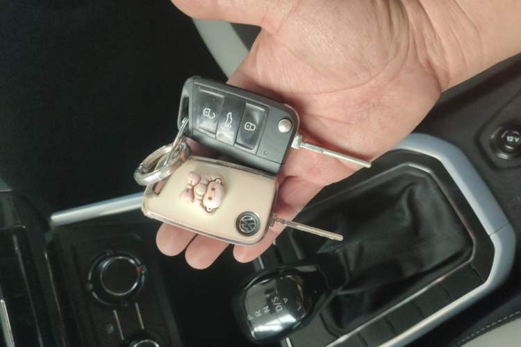 Used Volkswagen Polo 2019 Plus 1.5L Automatic Colorful Technology Edition Vehicle Key