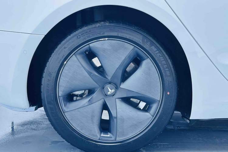 Used Tesla Model 3 2019 Standard Range Rear-Drive Upgraded Version