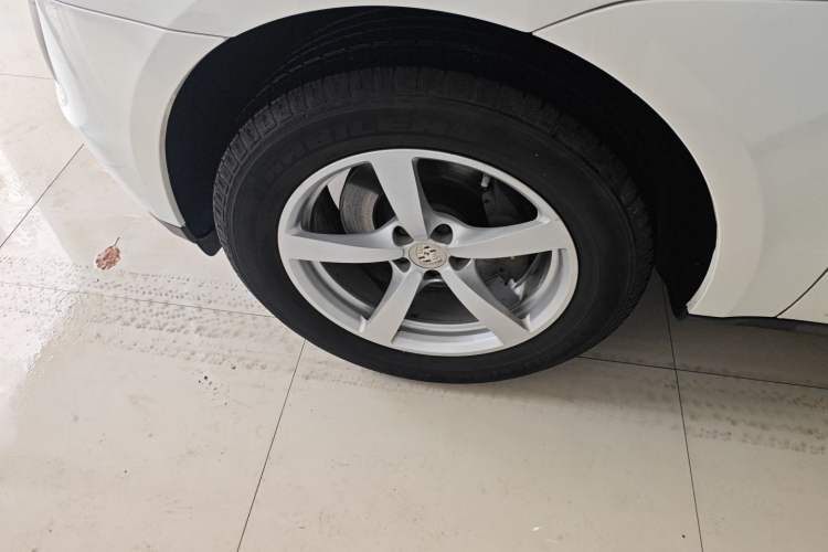 Used Porsche Macan 2017 Macan 2.0T Exterior 4