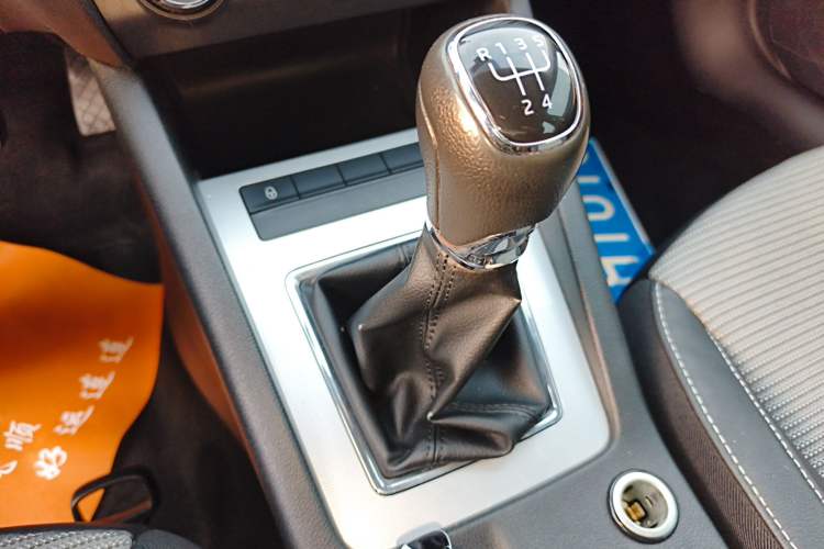 Used Skoda Octavia 2017 1.6L Manual Front-Wheel-Drive Version