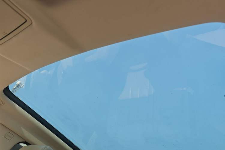 Used Land Rover Range Rover Evoque 2015 2.0T Five-Door Zhiyao Edition
