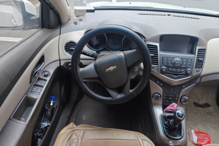 Used Chevrolet Cruze 2015 1.5L Classic SE MT