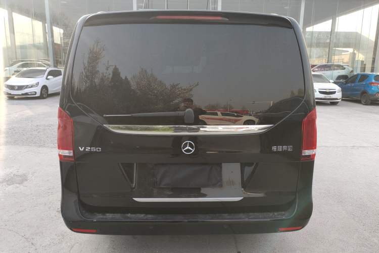 Used Mercedes-Benz V-Class 2021 V 260 Prestige Edition