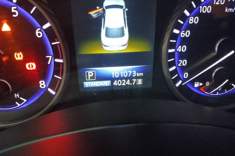 Used Infiniti Q50 2014 2.0T Comfort Edition