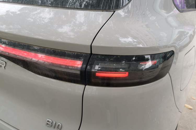 Used Leapmotor B10 2025 510 Joyful Edition Right Rear Taillight