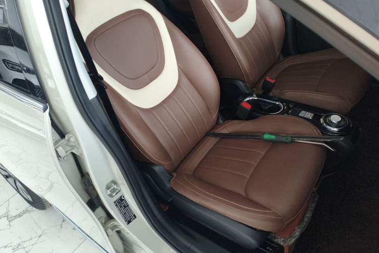 Used Wuling Bingo 2023 333 km Lingxi Connected Version
