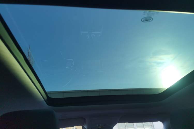 Used Land Rover Range Rover Evoque 2021 Range Rover Velar 249 PS R-Dynamic HSE Luxury Edition
