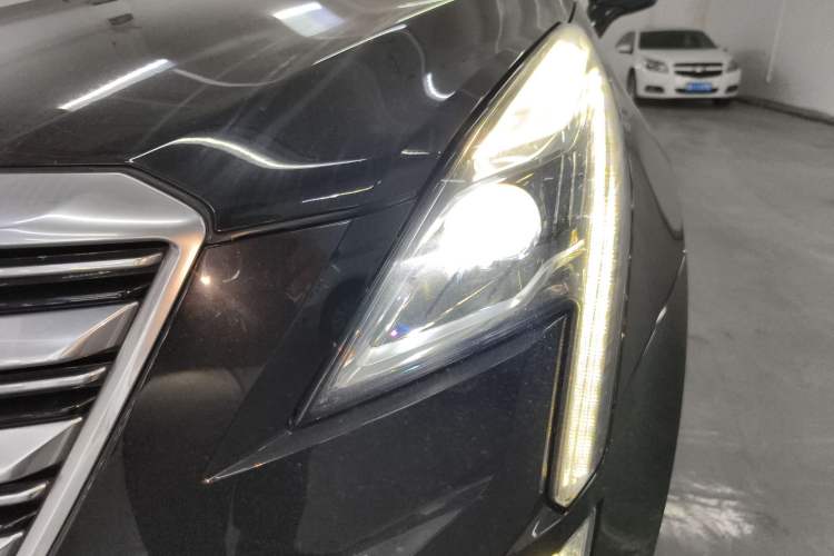 Used Cadillac XT5 2018 28T Four-Wheel Drive Luxury Model