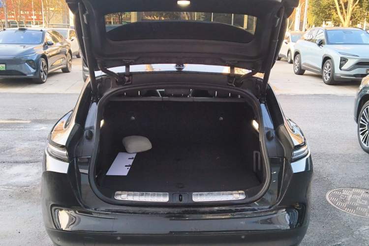 Used Nio ET5T 2024 75kWh Touring