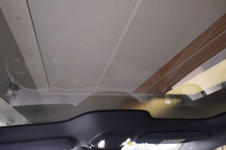 Used Hongqi EH7 2025 600 Smart Selection Edition
