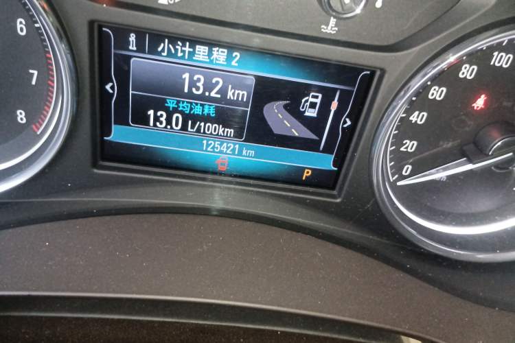 Used Buick LaCrosse 2016 20T Leading Model Odometer Close Up