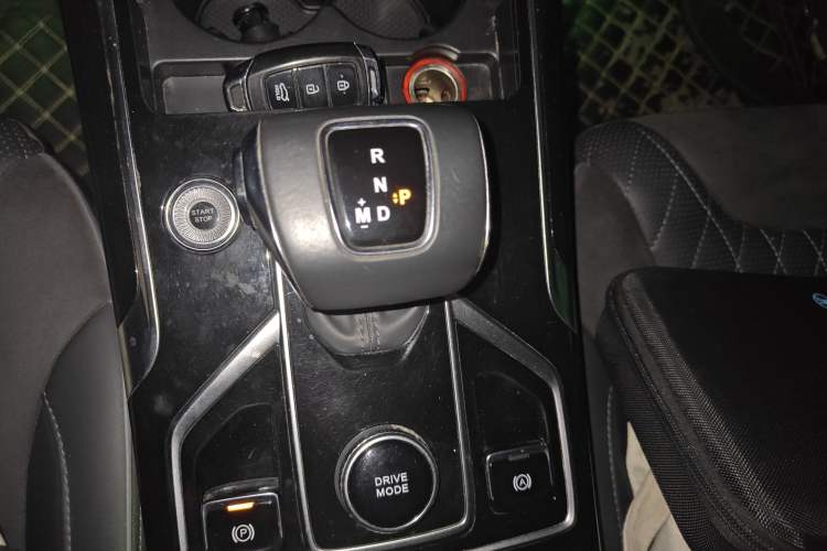 Used Hongqi HS5 2022 2.0T Smart Connect Flagship Edition

