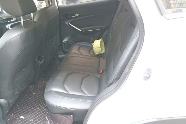 Used FAW Senya R9 2018 1.2T Automatic Prestige Smart Enjoyment Model