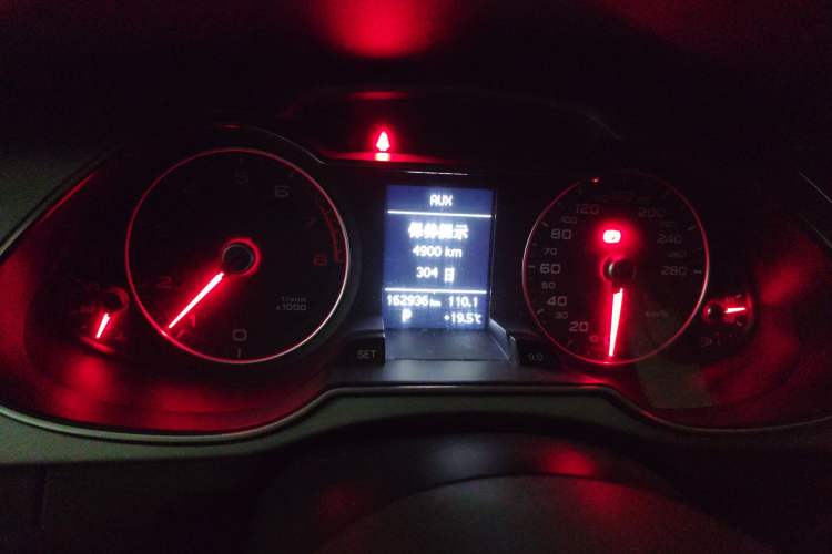 Used Audi A4L 2013 35 TFSI Automatic Standard Model Instrument Cluster