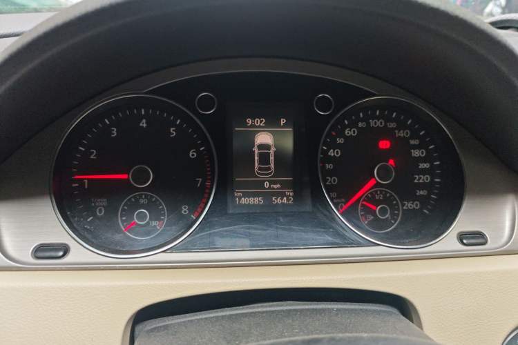 Used Volkswagen Magotan 2012 Revised 1.8TSI Luxury Version Instrument Cluster