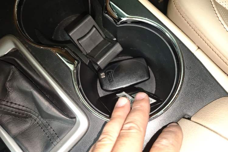 Used Toyota Highlander 2018 2.0T Four-Wheel Drive Prestige Version 7 Seats China VI Standard
