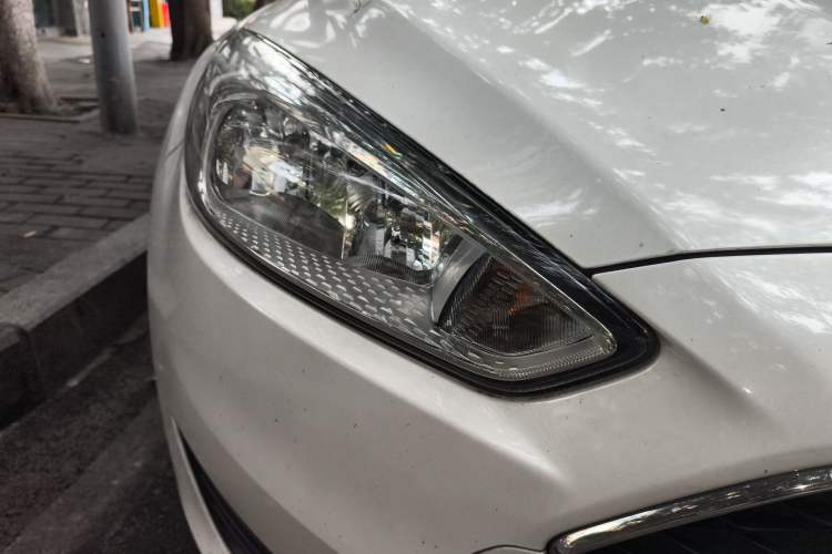 Used Ford Focus 2018 Hatchback Classic 1.6L Manual Comfort Plus SmartDrive Edition
