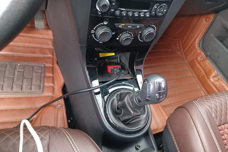 Used Citroen C-Quatre 2016 Classic Sedan 1.6L Manual - Premium Version