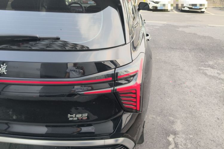 Used Hongqi HS3 2023 1.5T Two-Wheel Drive Shanwei Edition Right Rear Taillight