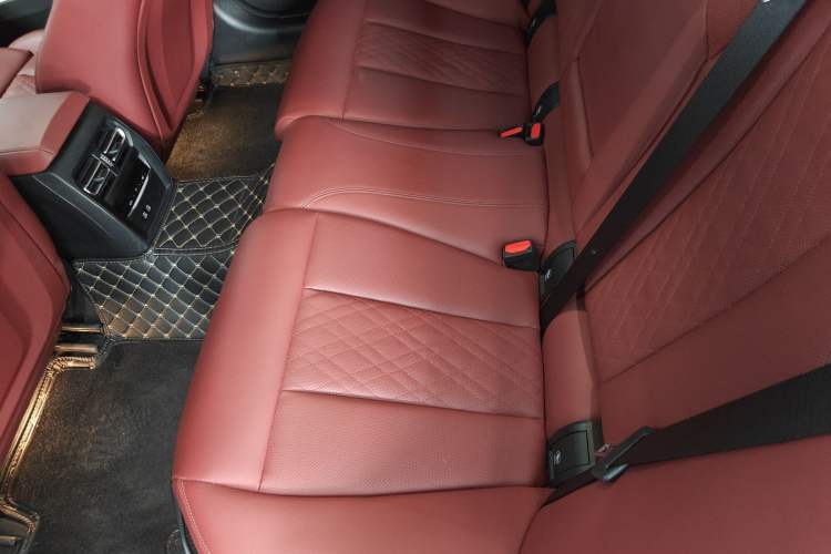 Used BMW 3 Series 2024 325Li M Sport Night Edition Package Left Rear Seat