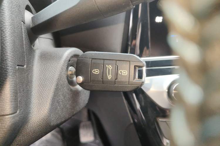 Used Peugeot 308 2018 1.6L Automatic Luxury Edition