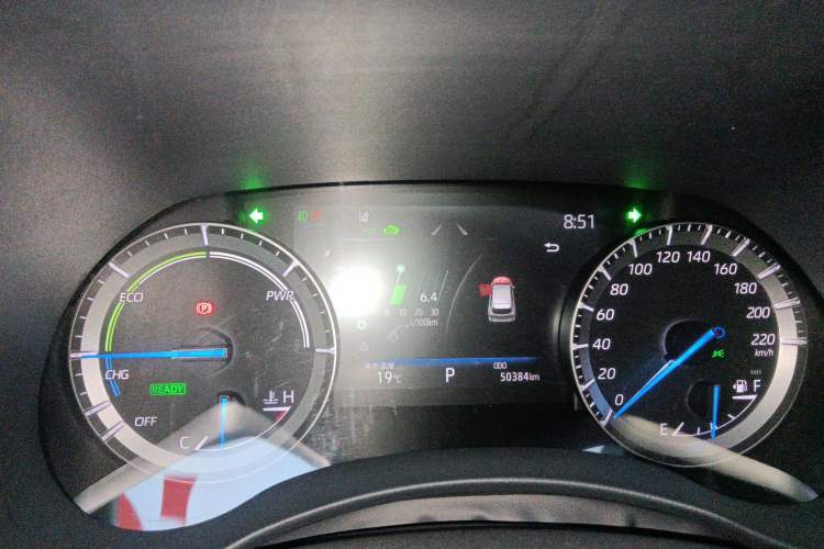 Used Toyota Highlander 2022 Dual-Engine 2.5L Four-Wheel Drive Prestige Version 7 Seats
