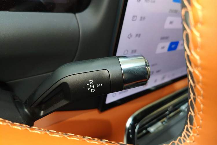 Used Geely Galaxy Galaxy M9 2025 Model 230km Two-Wheel-Drive Exploration Edition