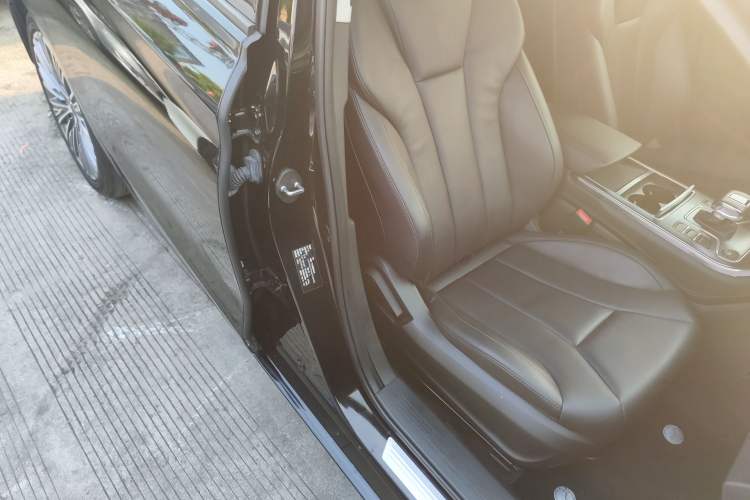 Used Hongqi H5 2022 Classic Model 1.8T Automatic Smart Connect Flagship Edition