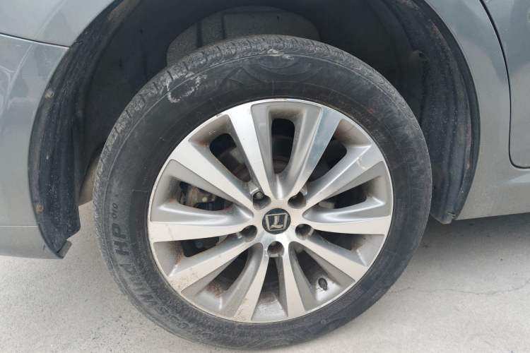 Used Luxgen Great 7 MPV 2016 2.2T Smart Enjoyment Version Right Rear Wheel Hub