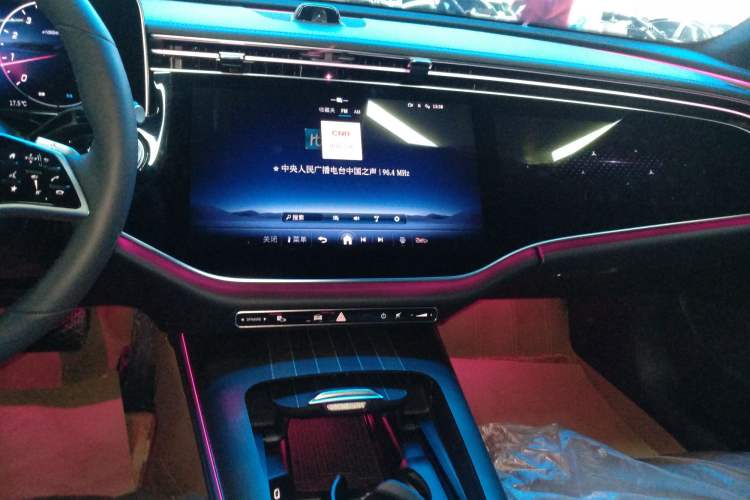 Used Mercedes-Benz E-Class 2025 Facelift E 300 L Luxury Edition
