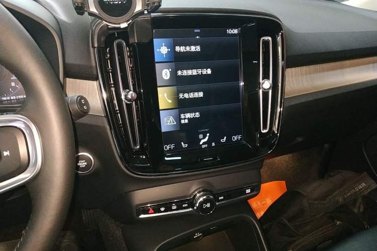 Used Volvo XC40 2021 T4 Four-Wheel Drive Smart Luxury Edition Audio And AC Panel