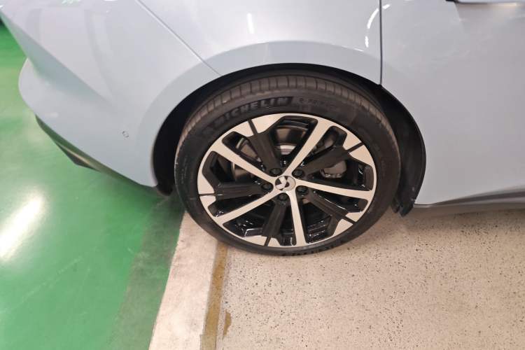 Used Nio ET5 2024 75 kWh