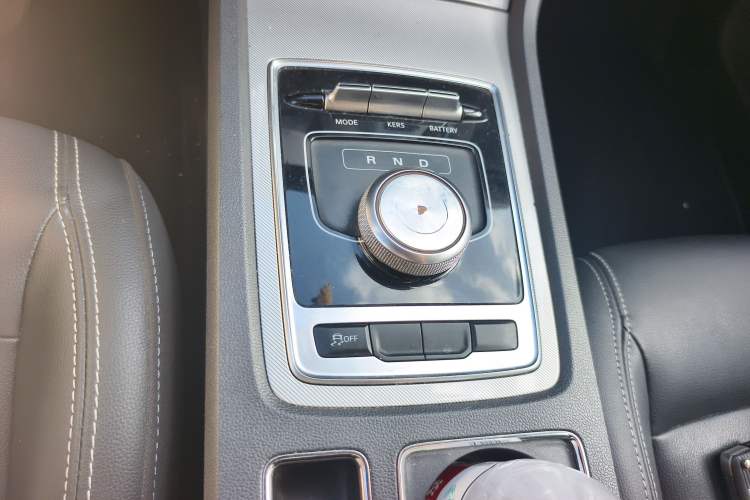 Used Roewe i6 New Energy 2017 45T Hybrid Connect & Smart Enjoyment Edition