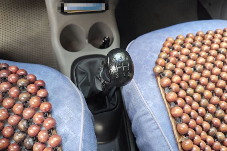 Used Chery QQ3 2012 Fashion Edition 1.0L Manual Champion Version
