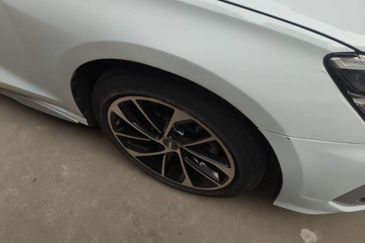 Used Audi A3 2021 A3L Limousine 35 TFSI Progressive Sport Edition Right Front Wheel Hub