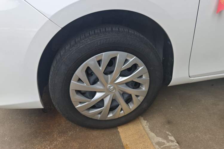 Used Toyota Vios 2022 1.5L 20th Anniversary Edition Exterior 4