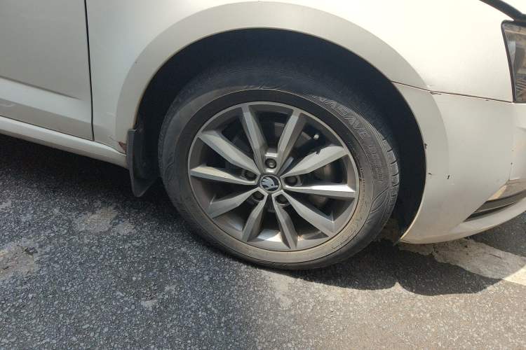 Used Skoda Octavia 2018 1.6L Automatic Comfort Edition
