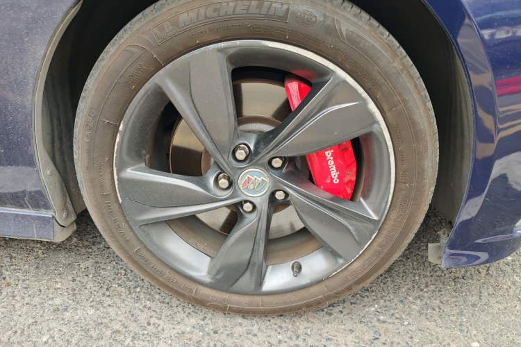 Used Buick Regal 2017 GS 28T Prestige Model