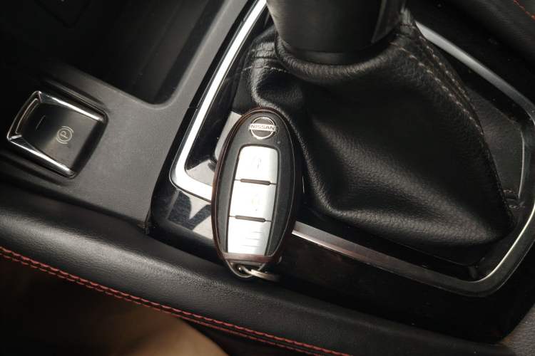 Used Nissan Qashqai 2019 2.0L CVT Luxury Edition Vehicle Key