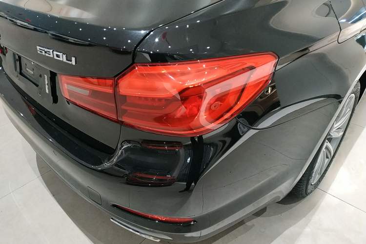 Used BMW 5 Series 2018 528Li Launch Special Edition
