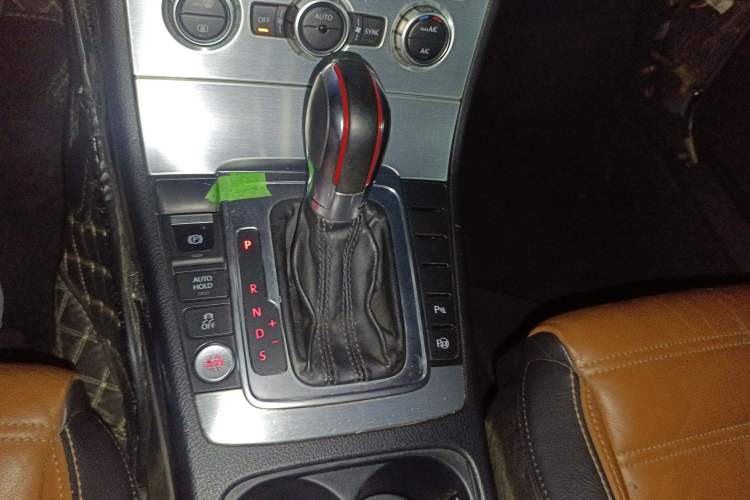 Used Volkswagen FAW-Volkswagen CC 2013 1.8TSI Luxury Model