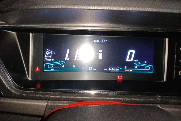 Used CHANGAN KAICHENG Oushang A600 2016 1.5L Manual Luxury 7-Seater