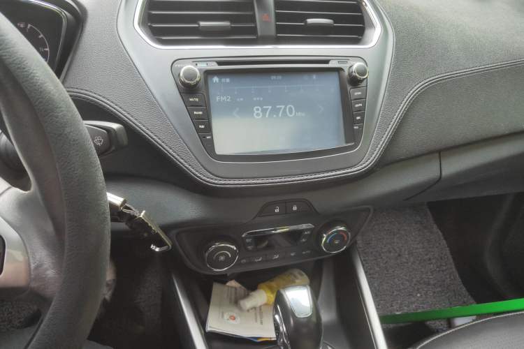 Used Ford Escort 2015 1.5L Automatic Fashion Model
