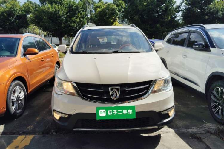 Used Baojun 730 2015 1.8L Manual Comfort ESP Version 7-seater
