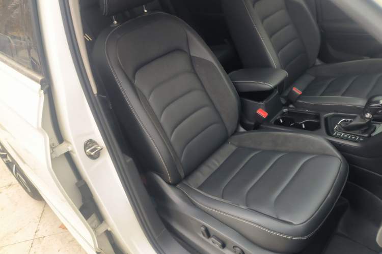 Used Volkswagen Tiguan L 2021 330TSI Automatic Two-Wheel Drive R-Line Enhanced Edition