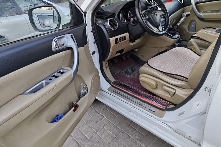 Used Haval H6 2011 2.0L Manual Two-Wheel-Drive Prestige Version