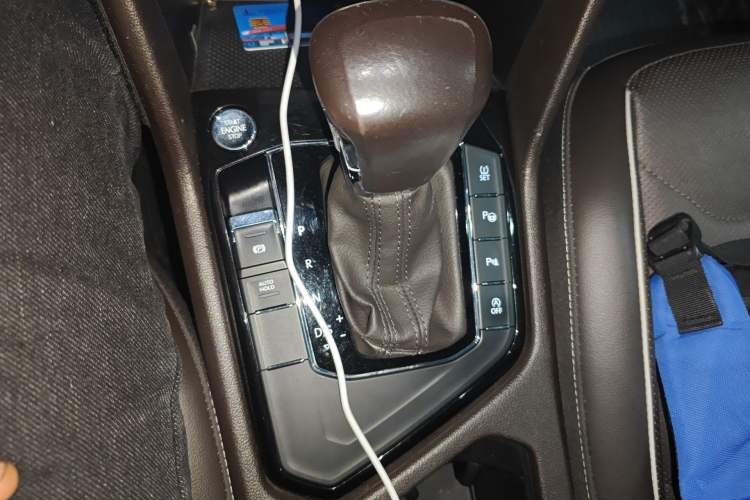 Used Volkswagen Tiguan L 2017 330TSI Automatic Two-Wheel Drive Flagship Edition Gear Lever