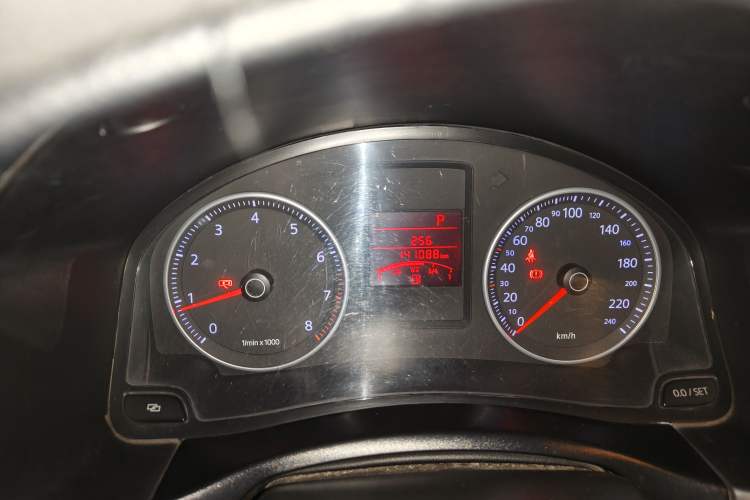 Used Volkswagen Bora 2012 1.6L Automatic Fashion Edition
